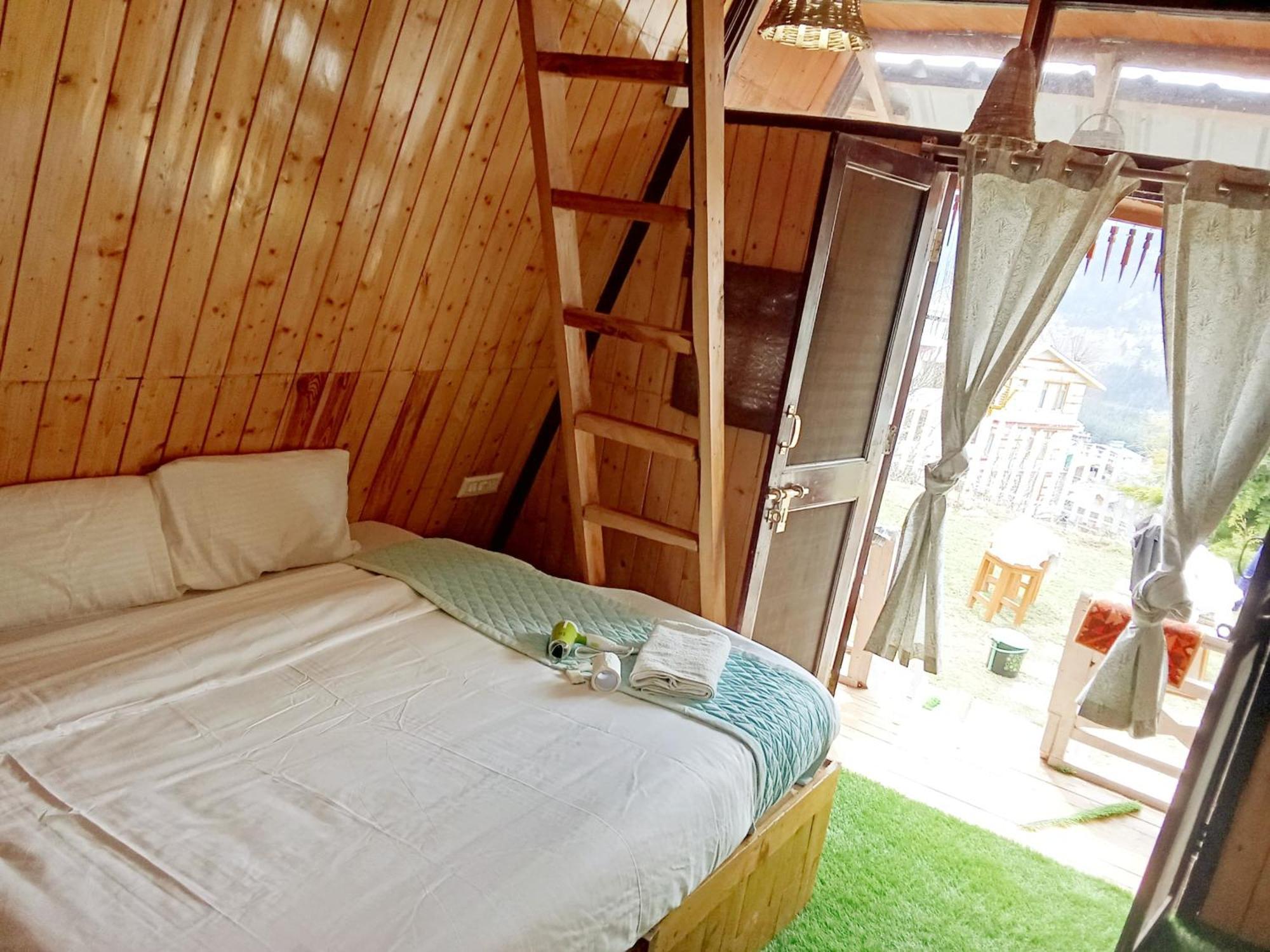 Kaira Huts Manali (Himachal Pradesh)